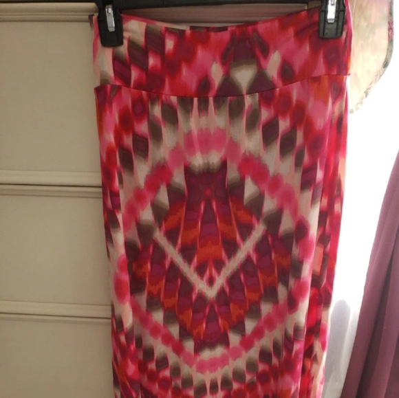 Kids size Maxi Dress - Picture 2 of 4